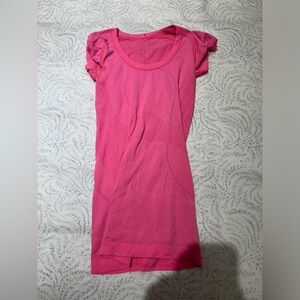 Pink lululemon shirt